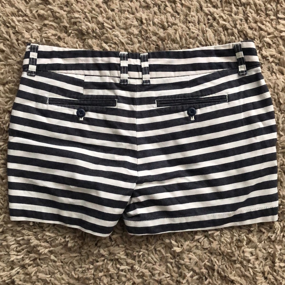 KHAKIS by Gap, size 4 S220 - Picture 4 of 4